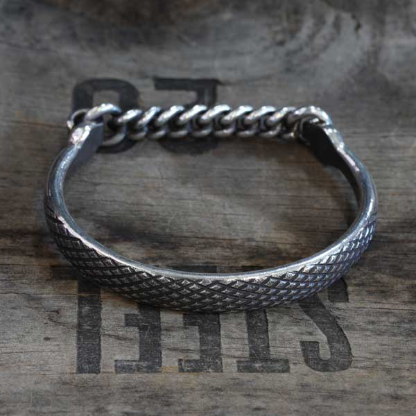 本日限定 リンチシルバースミス”SCALE CUFFS BANGLE” Lサイズ-